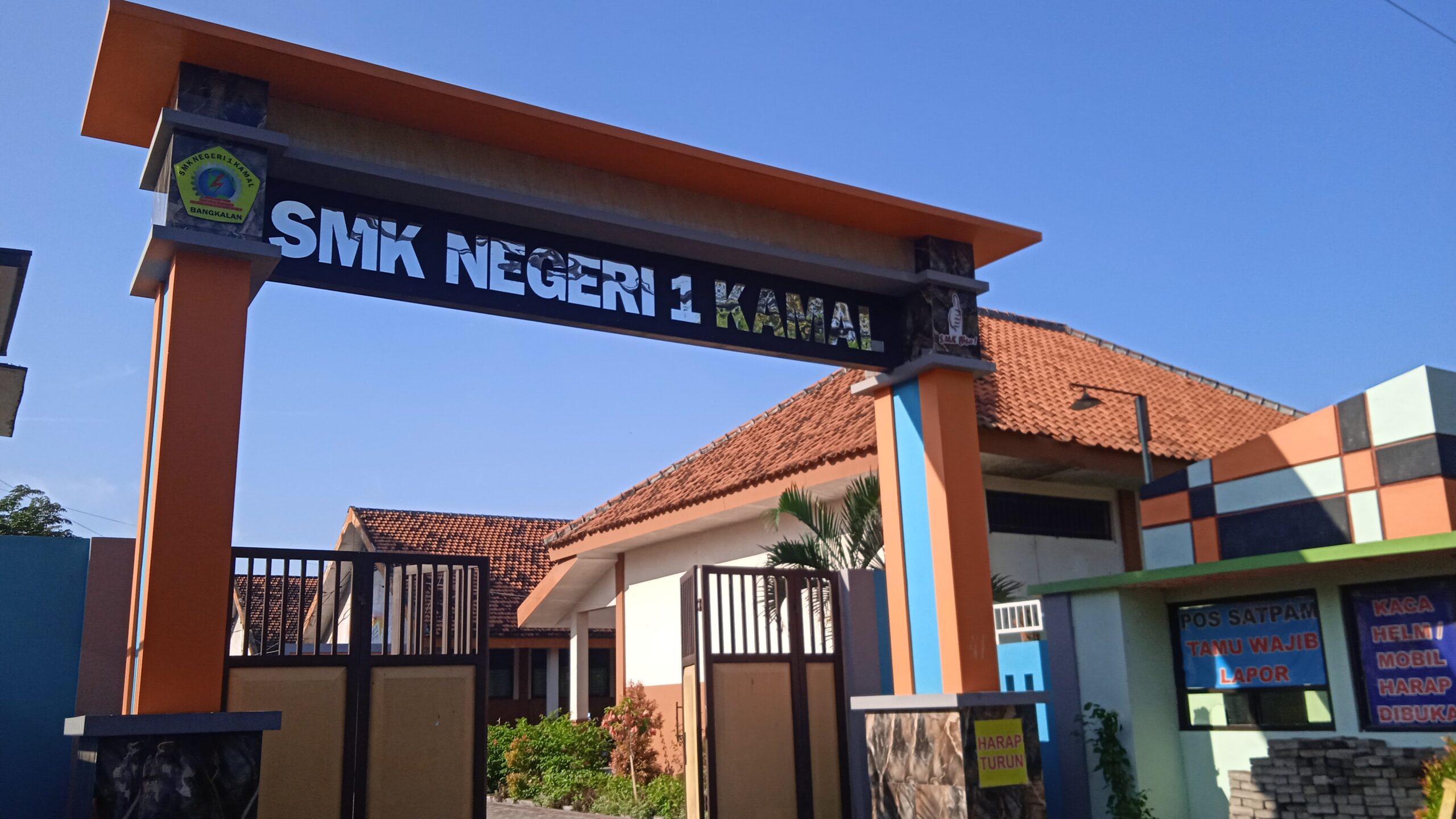 gerbang 1